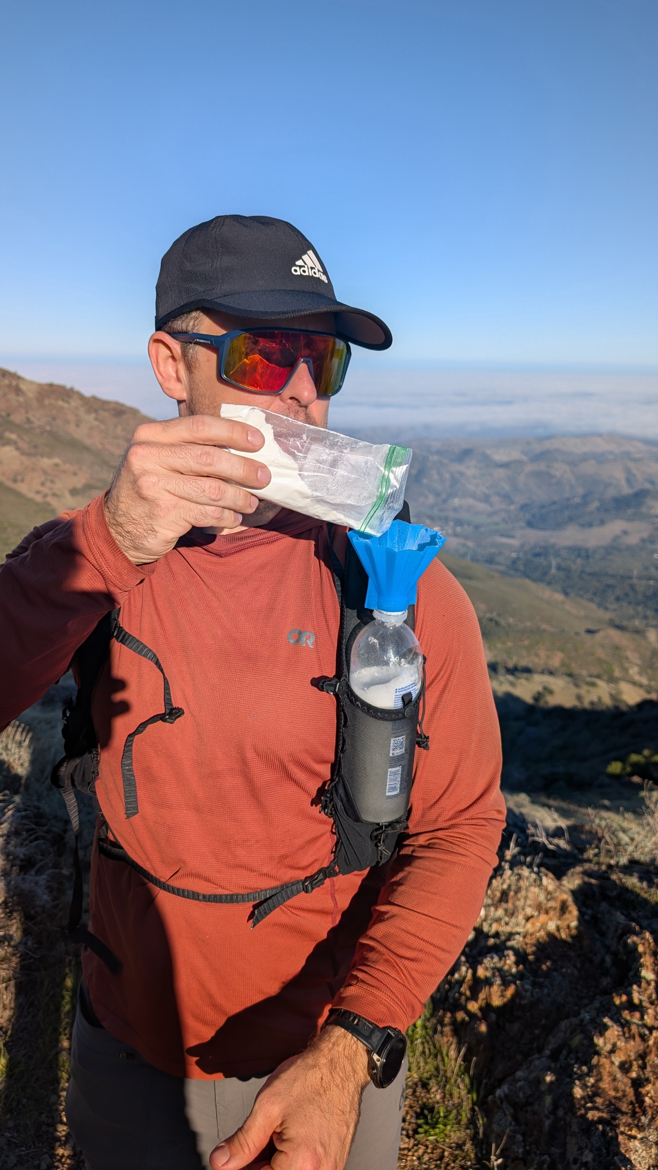 SmartFunnel - Ultralight Collapsible Silicone Funnel for SmartWater Bottles